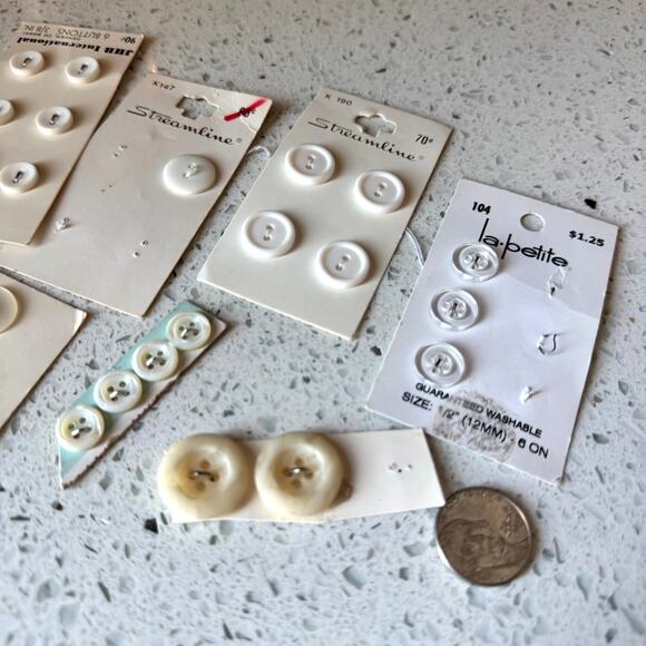 24 NEW ON CARD Vintage White Estate Lot of Buttons Pack Sewing Notions DIY Craft - Picture 6 of 8
